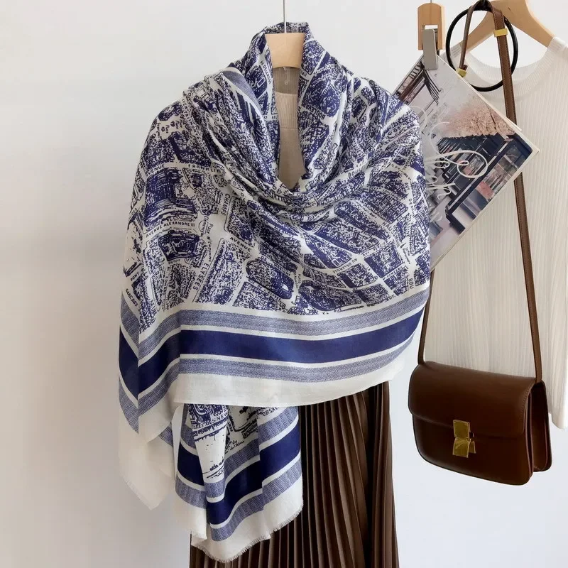 Vintage Fashion Paris - High-end Elegant Women Vintage Paris City