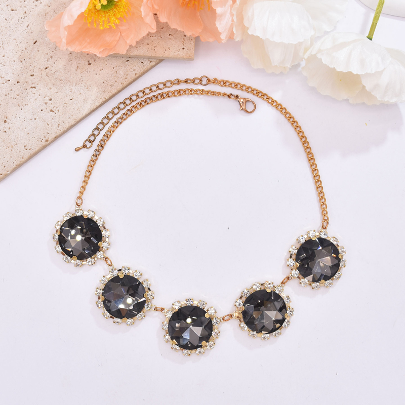 Women Vintage Diamond Inlay Ne - Vintage Fashion Vogue 评论和价格