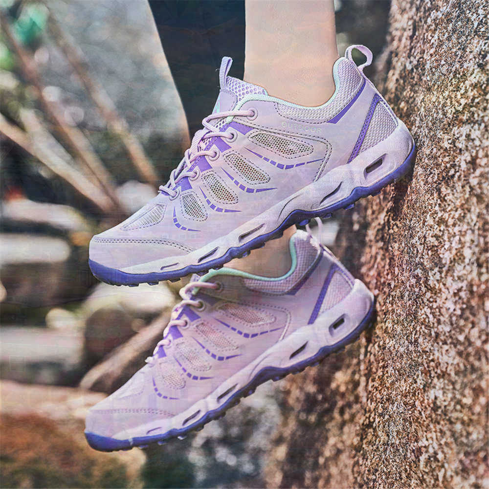 Sumer Round Tip Silver Sneaker - Vintage Fashion Store 评论和价格