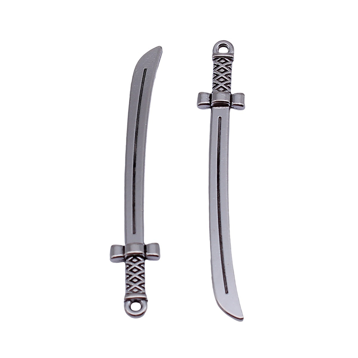 Pendant Collection Sword Charm - Vintage Fashion Stores 评论和价格